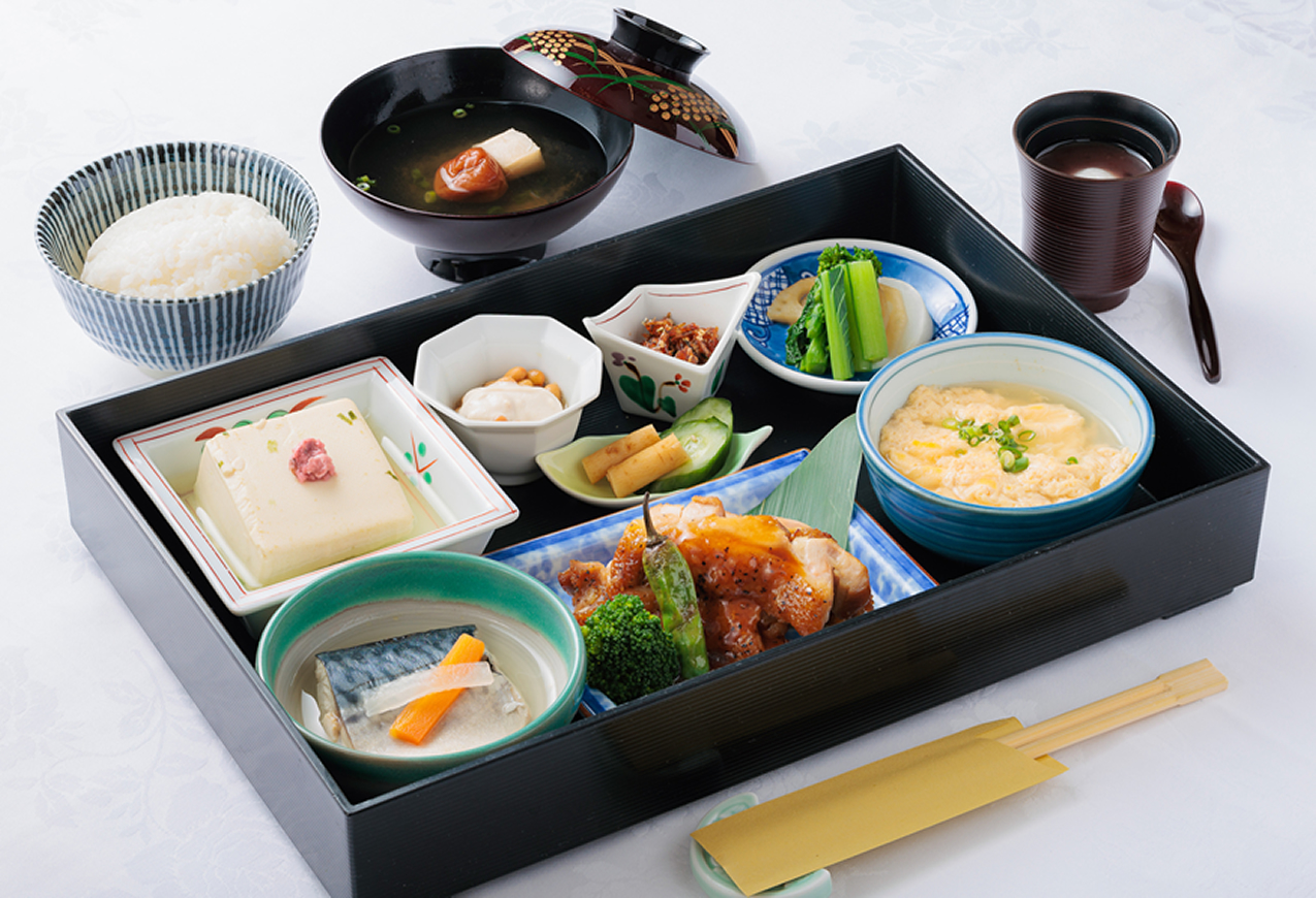 朝食